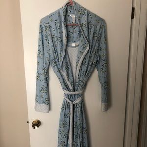 Robe and nightgown set